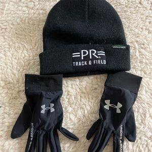 Under Armour running gloves and hat